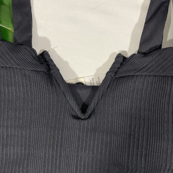 NEW L Space [ 4‎ ] Pointelle Rib Cha Cha One Piece Swimsuit in Black - Picture 6 of 11